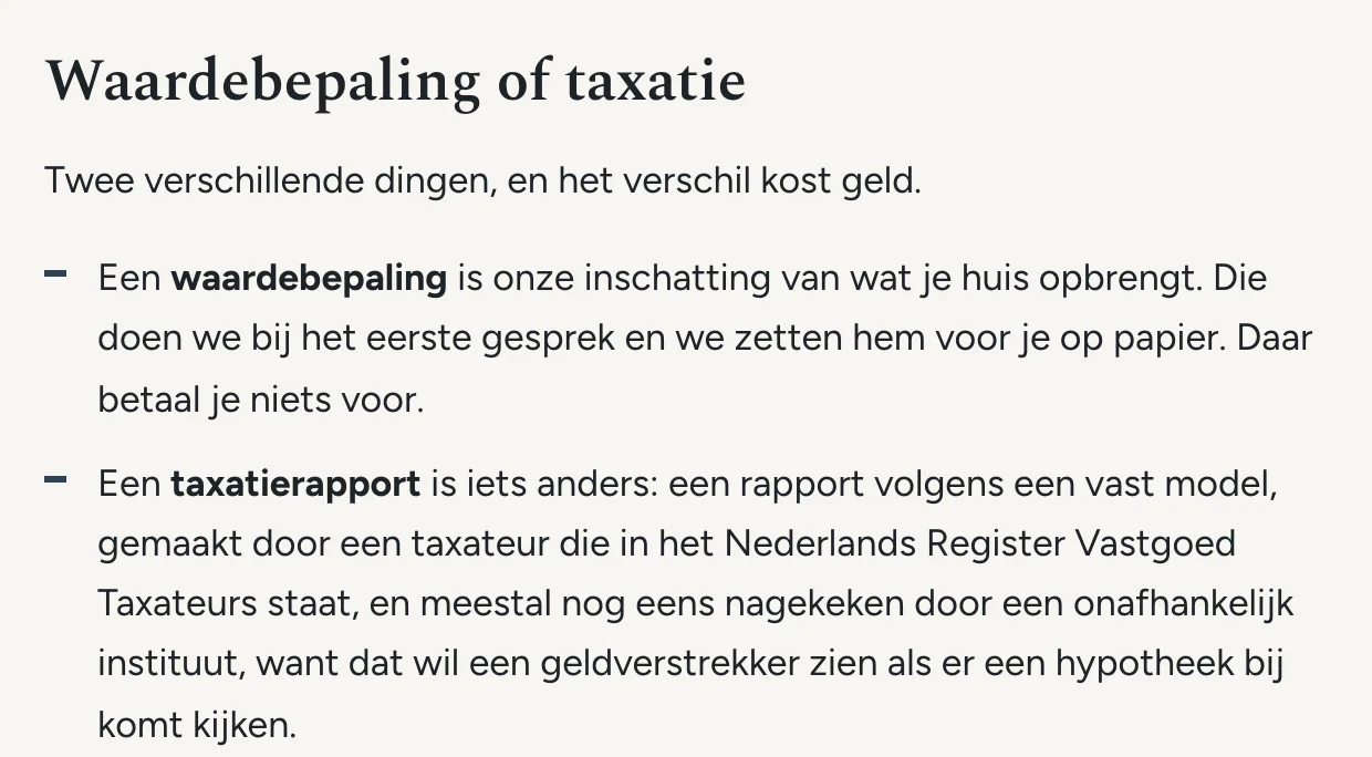 Het blok op de voorbeeldsite dat het verschil uitlegt tussen een waardebepaling en een taxatierapport