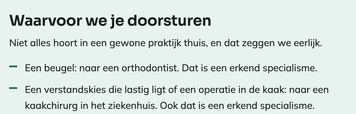Het blok op de voorbeeldsite over waarvoor de praktijk doorstuurt, met bij de eerste twee punten waarom